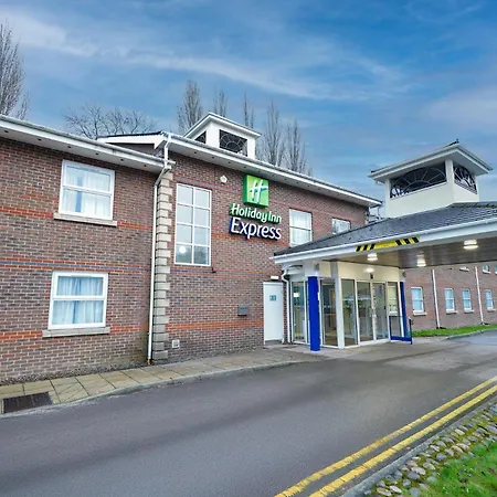 Holiday Inn Express Leeds-East By Ihg-2