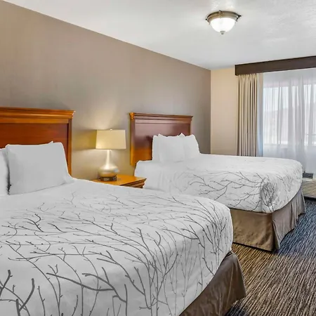 Best Western Plus Landmark Inn-2