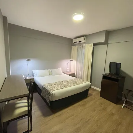 Hotel 8 De Octubre-3