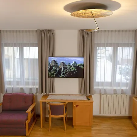 Hotel Goldene Rose-2