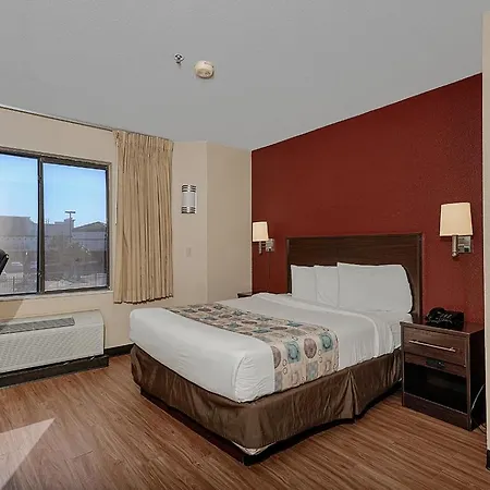 Greentree Inn - Iah Airport Jfk Blvd-3