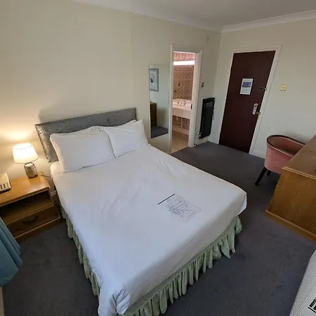 The Walnut Tree Hotel-3