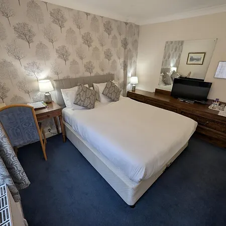 The Walnut Tree Hotel-2