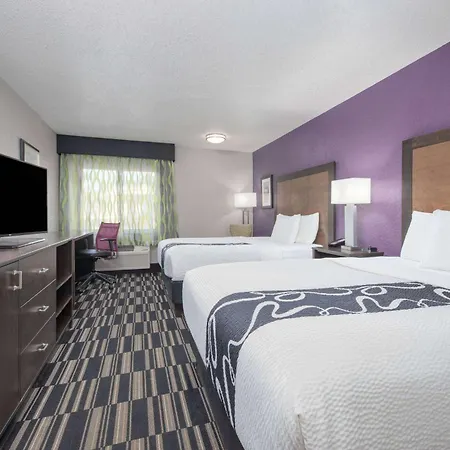 La Quinta Inn By Wyndham El Dorado-2