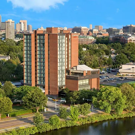 Courtyard By Marriott Boston Cambridge-2
