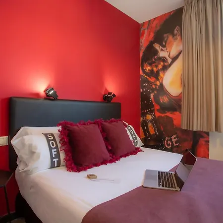 Casual Del Cine Valencia By Casual Hoteles-2