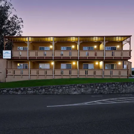 Howard Johnson By Wyndham Santa Cruz-2