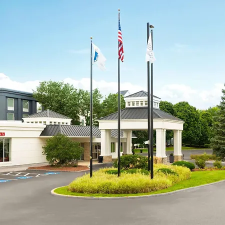 Hilton Garden Inn Boston-Burlington-2