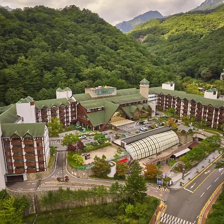 Osaek Greenyard Hotel-2