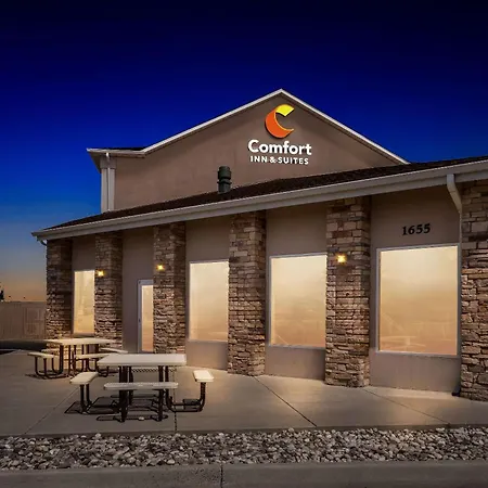 Comfort Inn & Suites Near University Of Wyoming-3