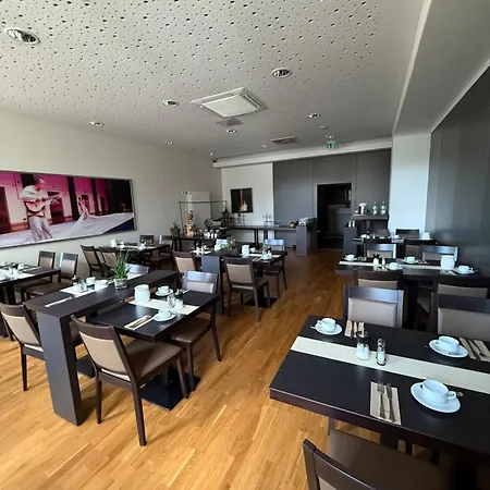 Stadthotel Bocholt-2