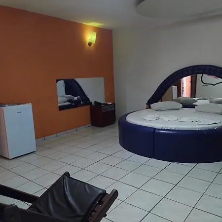Capri Motel-3