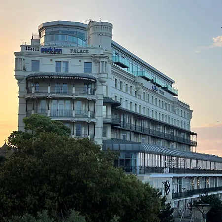 The Palace Hotel-3