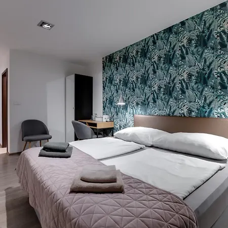 Vv Hotel & Apartments-3