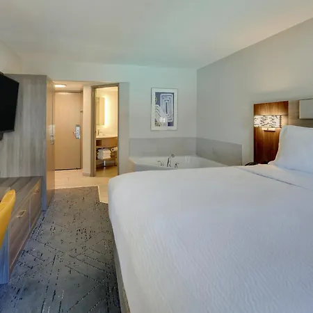Holiday Inn Express Hotel & Suites Branson 76 Central By Ihg-3