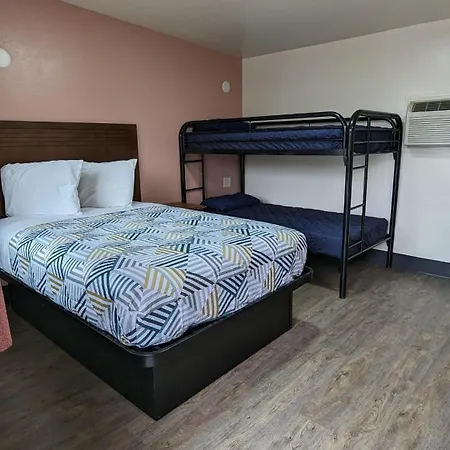 Portland Value Inn-2