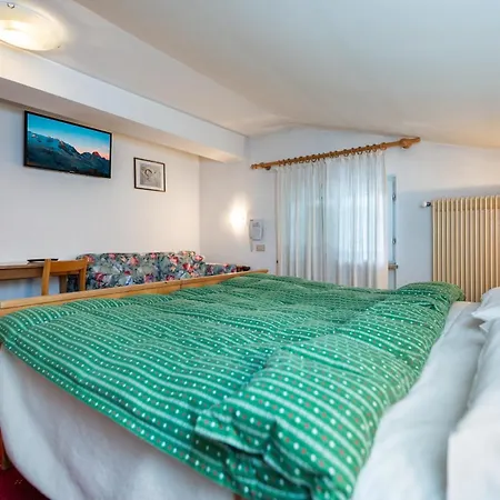 Hotel Mary-3