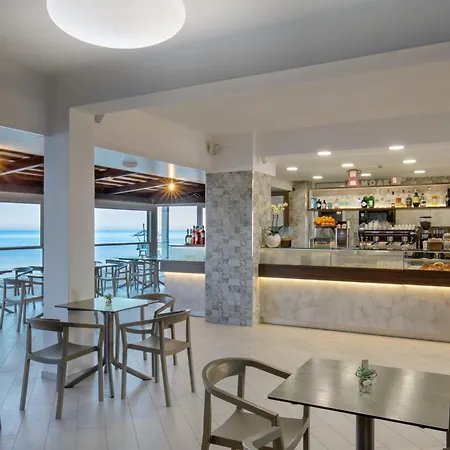Hotel Tirreno-2
