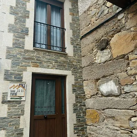 Hotel Molina Real-3