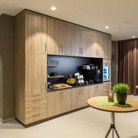 Holiday Inn Express Munich - City East By Ihg-3