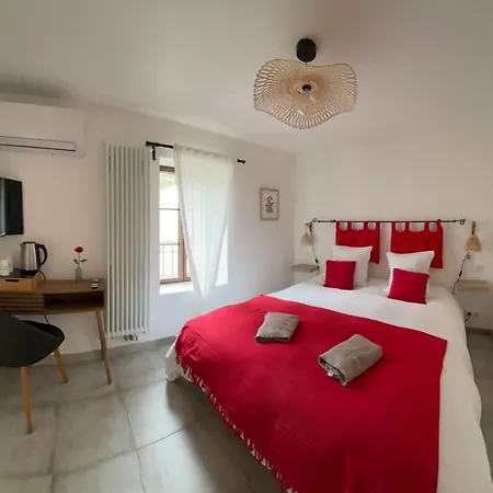 L’auberge de Montsalier-2
