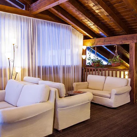 Hotel Les Jumeaux Courmayeur-3