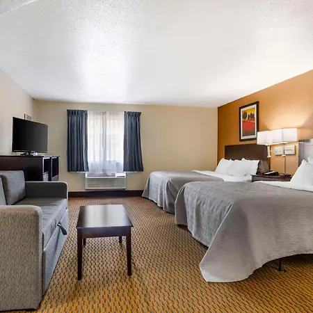 Quality Inn & Suites Wichita Falls I-44-3