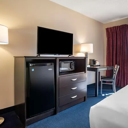Econo Lodge Inn & Suites Rehoboth Beach-2