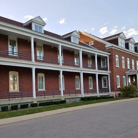 Fort Harrison State Park Inn-2
