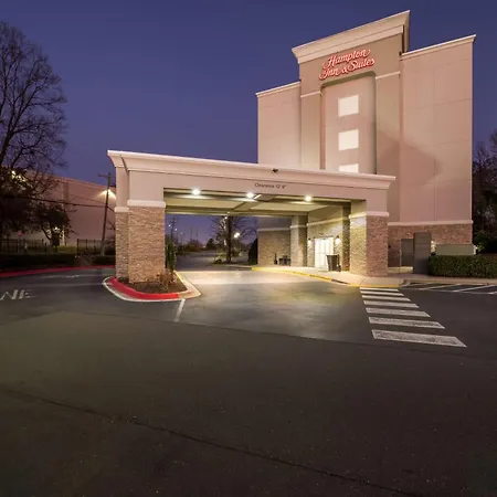 Hampton Inn & Suites Charlotte-Airport-2
