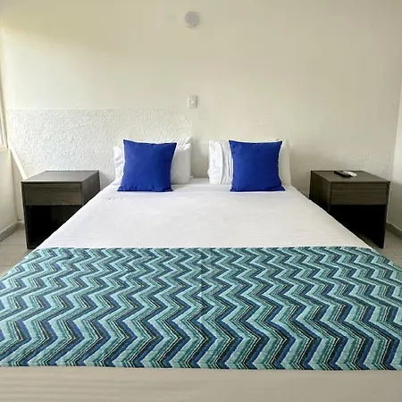 Hotel Blue Reef By On Vacation-3