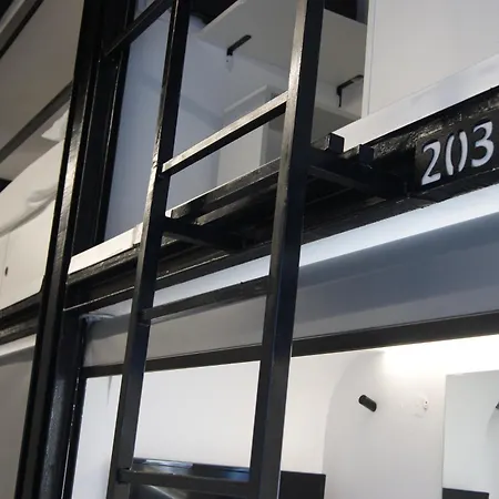 M Pods Malaga-3