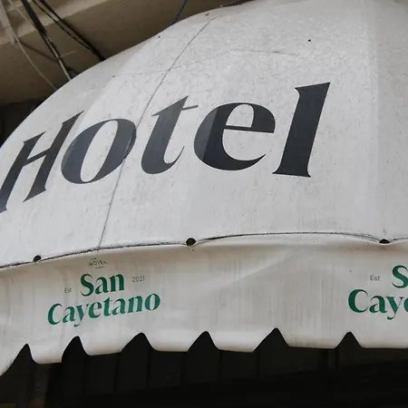 Hotel San Cayetano-3