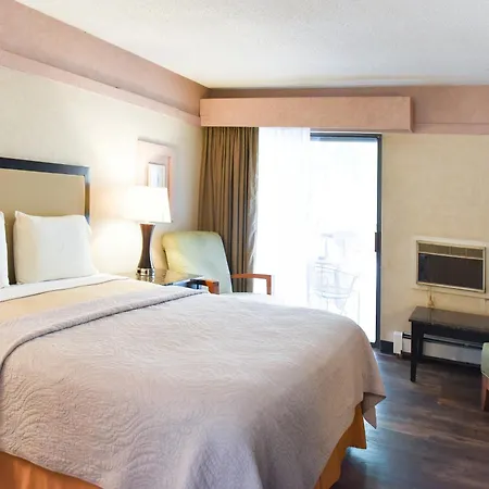 Argo Inn And Suites-3