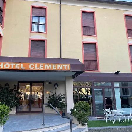 Hotel Clementi-2