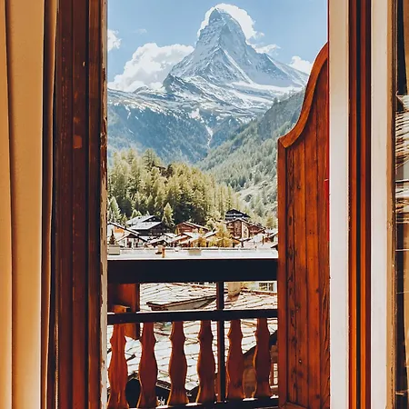 Hotel Capricorn-2