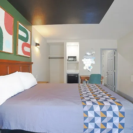 Sunrise Inn By Oyo Titusville Fl-2