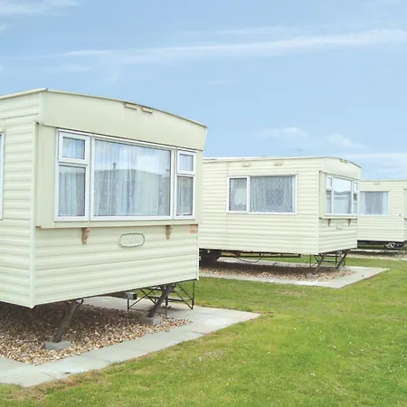 Golden Anchor Caravan Park-3