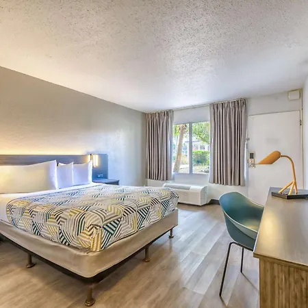 Motel 6-Spring Hill, Fl - Weeki Wachee-3