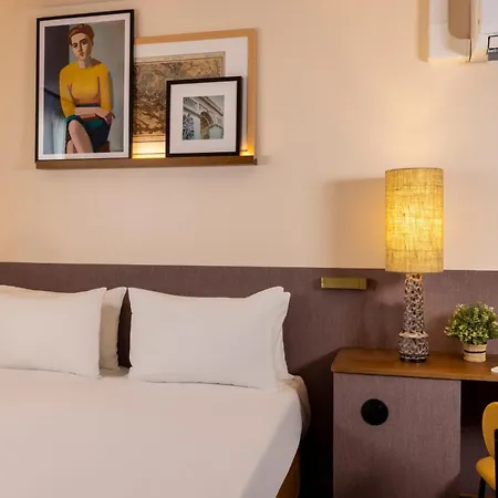Hotel Paris Lafayette-2