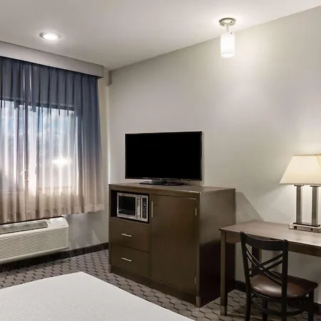 Baymont By Wyndham Moses Lake-3