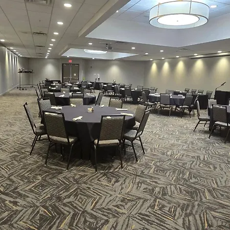 Holiday Inn - Bloomington - Normal By Ihg-3