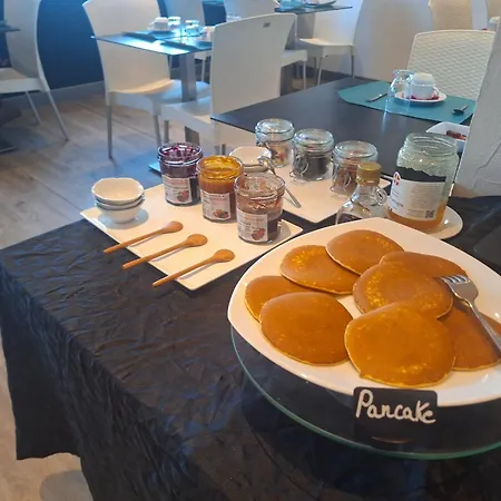 Hotel le Foron-3
