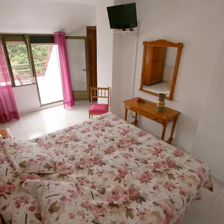 Hotel Candano-2