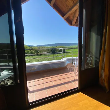 Roomrural Hotel Iru-Bide-3