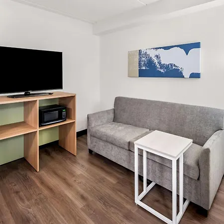 Spark By Hilton Woodbridge-3