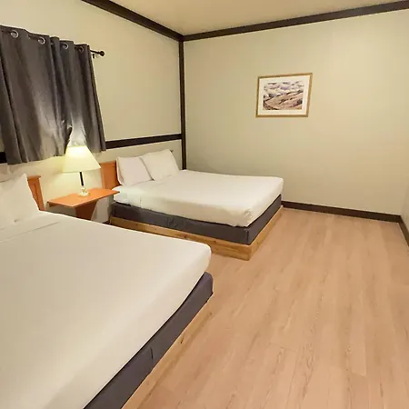 Wells Gray Inn-2