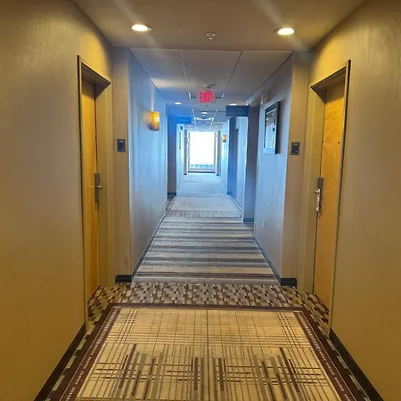 Sonesta Essential Indianapolis Airport-3