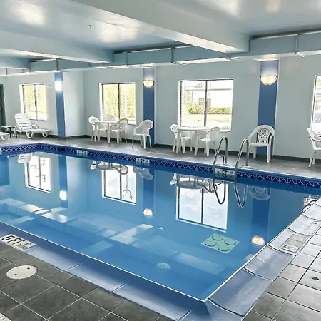 Comfort Inn & Suites Cambridge-2