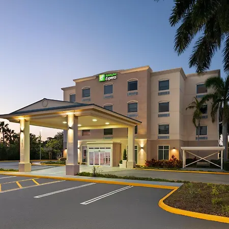 Holiday Inn Express & Suites Boynton Beach By Ihg-2